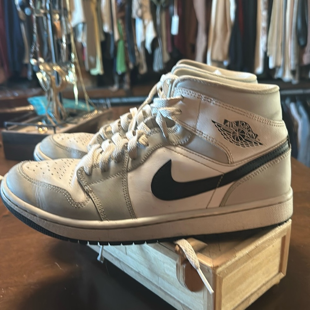 Lightly worn Nike high top Jordan’s